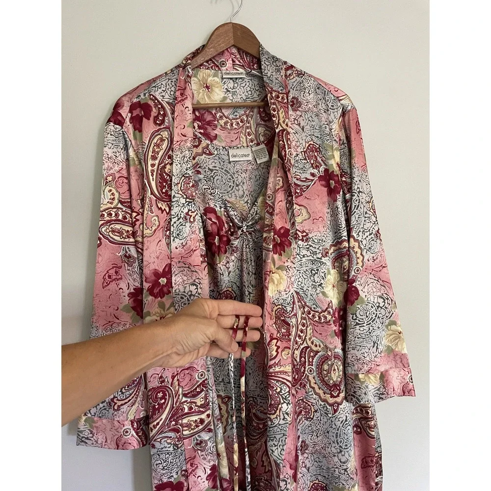 Delicates Satin Slip Nightgown‎ With Matching Robe. Medium. Pajama Set.